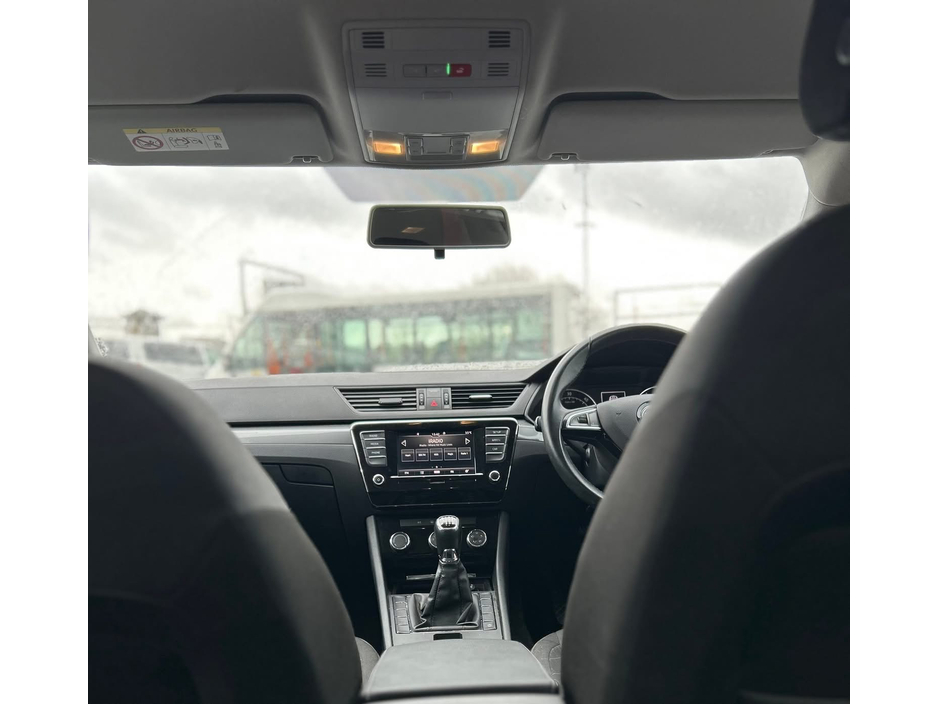 2019 Skoda Superb Manual 5 door hatchback 2.0l diesel engine €8,750