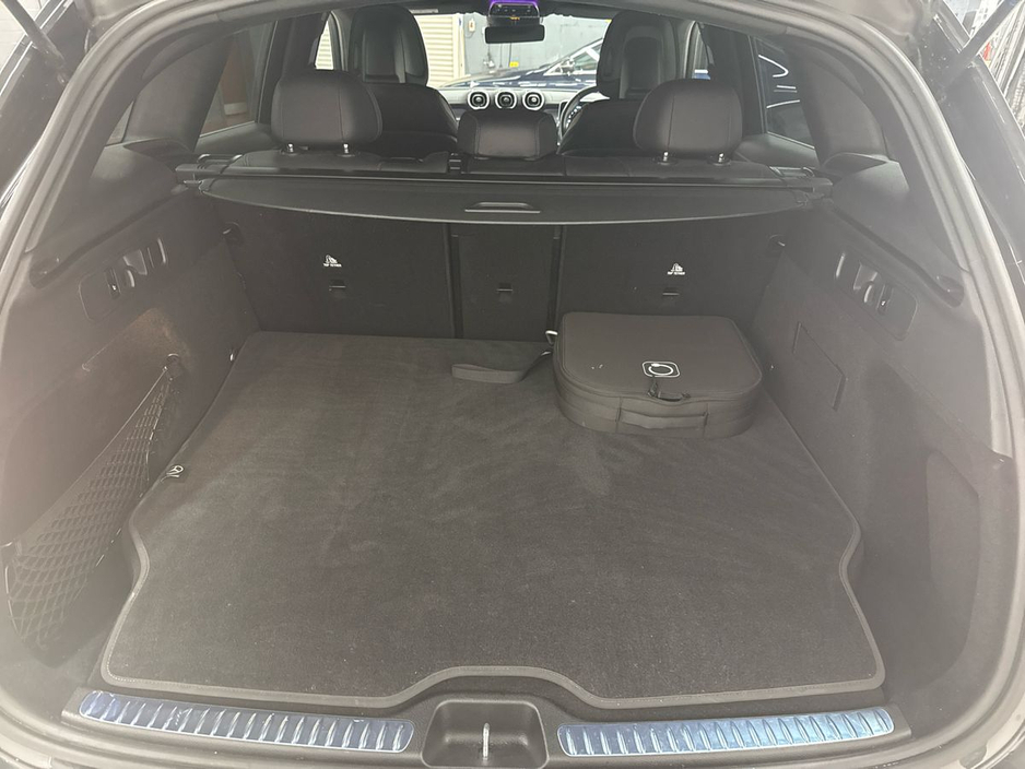 2023 Mercedes-Benz GLC Class - image 22