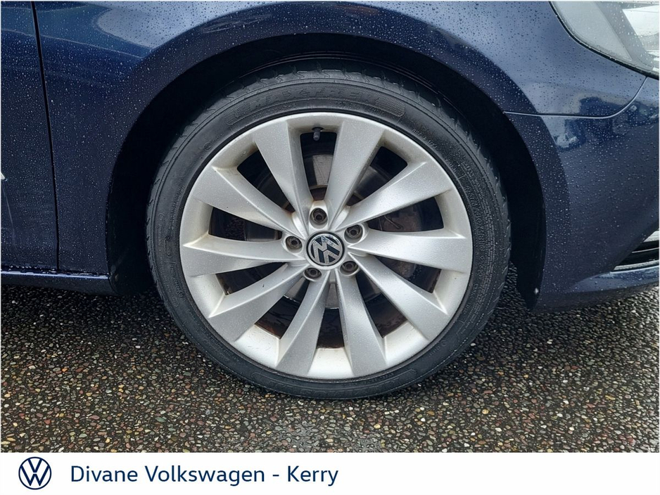 2013 Volkswagen CC - image 8