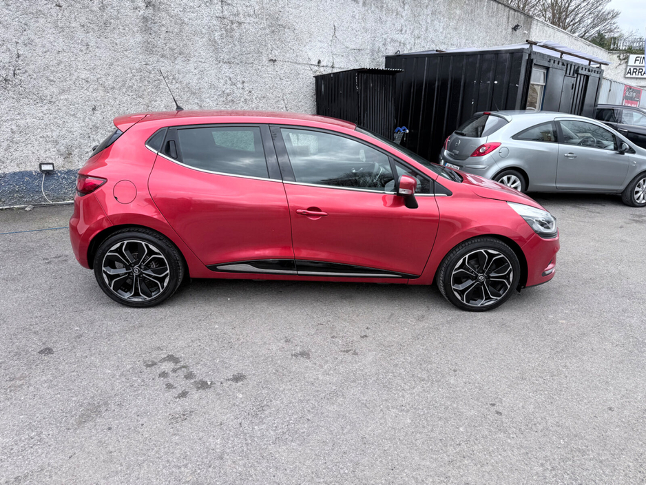 2018 Renault Clio - image 8