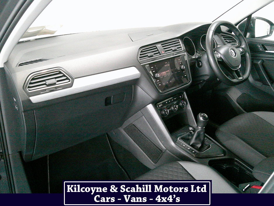 2019 Volkswagen Tiguan - image 21