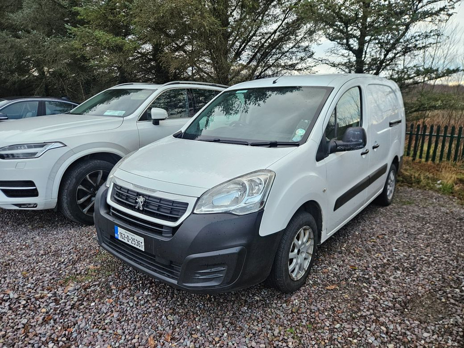 2016 Peugeot Partner Access 1.6 Blue HDI 100 Long B €5,990