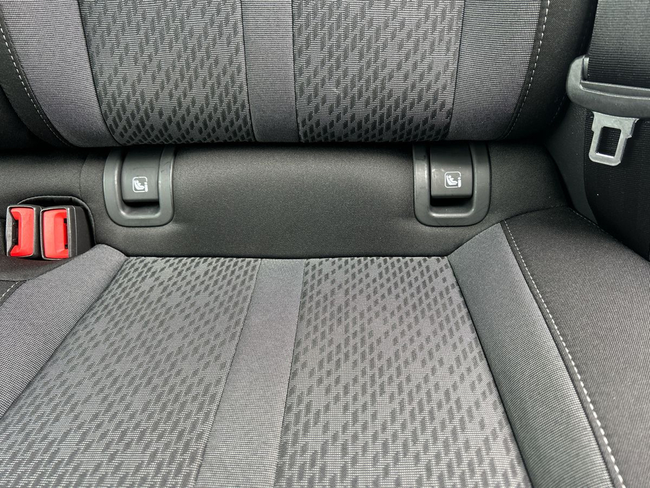 2023 Skoda Octavia - image 14