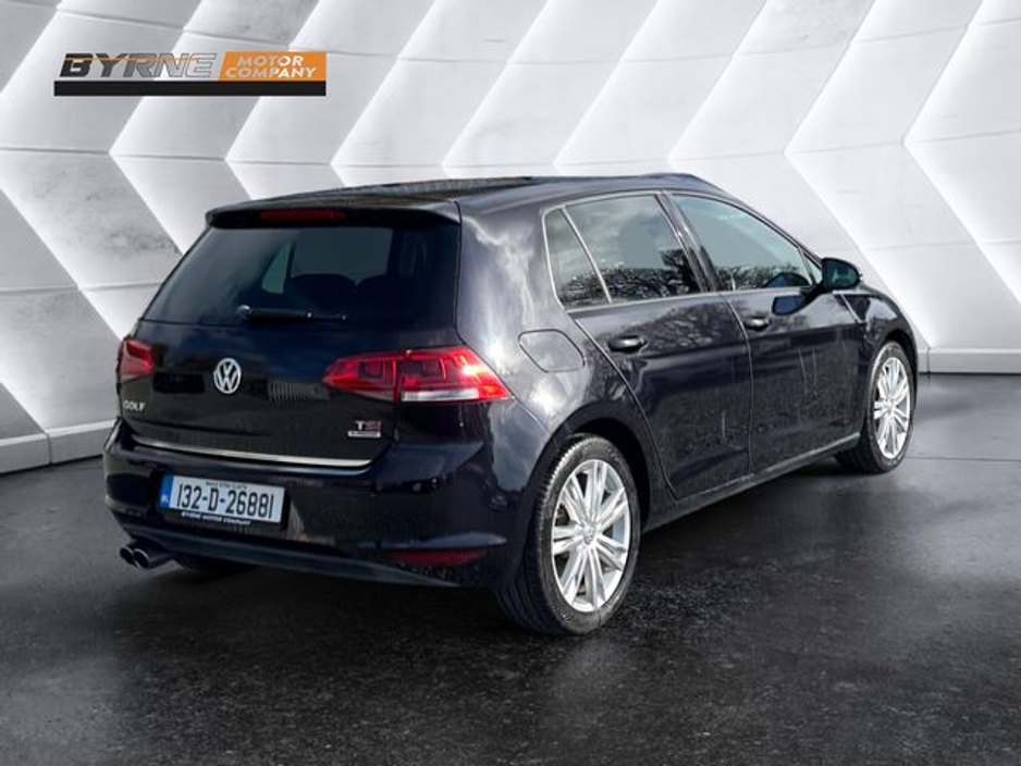 2013 Volkswagen Golf - image 5