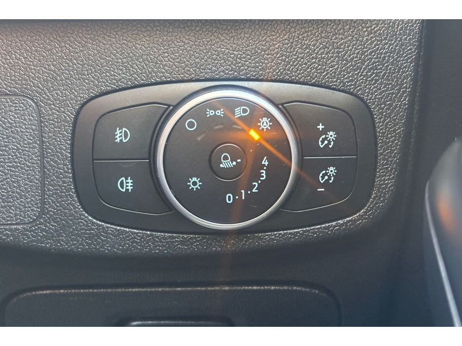 2019 Ford Focus TITANIUM TDCI €13,261