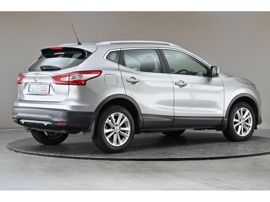 2016 Nissan Qashqai - image 10