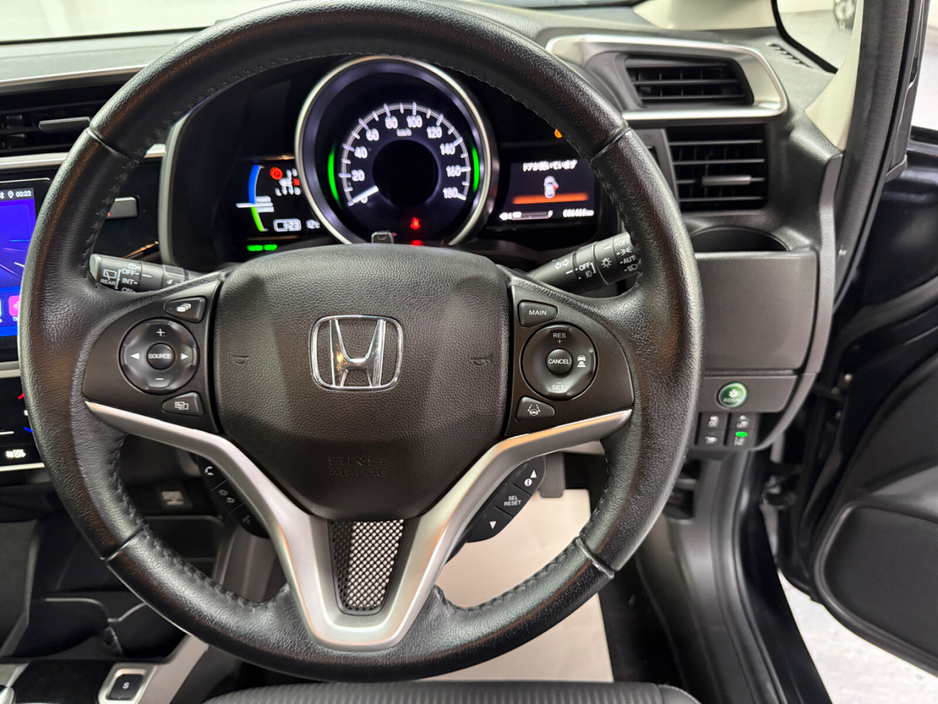 2018 Honda Fit - image 10