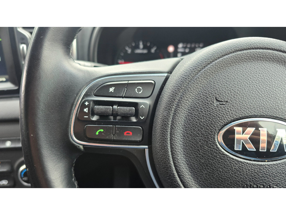 2016 Kia Sportage - image 21