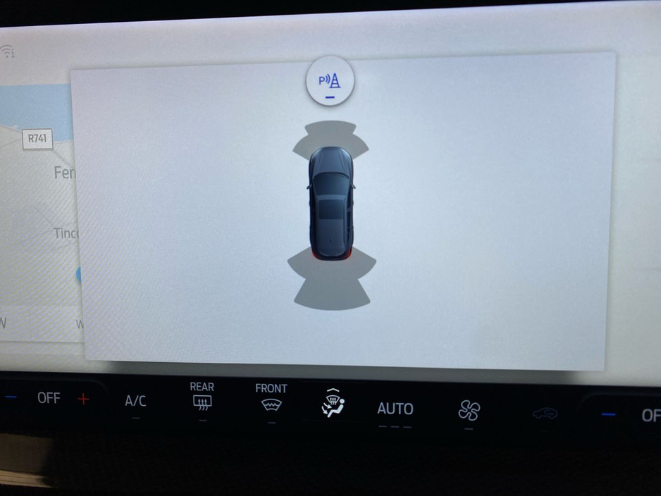 2023 Ford Focus - image 15