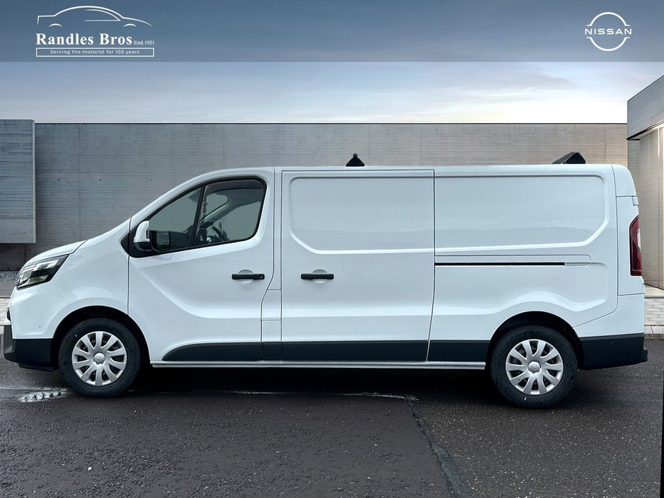 2025 Nissan Primastar - image 3