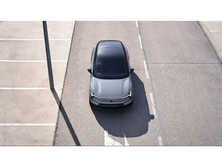 2026 Volvo EX30 - image 10