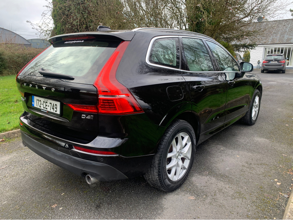 2017 Volvo XC60 - image 17