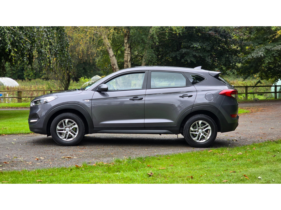 2016 Hyundai Tucson - image 7