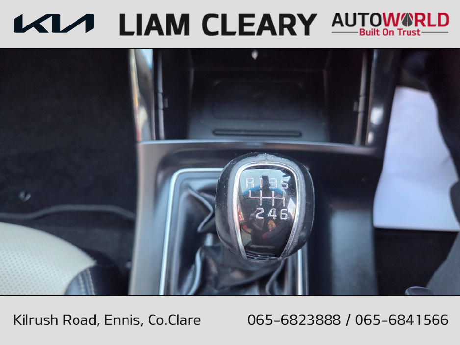 2019 Kia Sorento - image 19