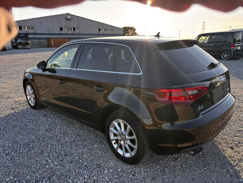 2015 Audi A3 - image 5