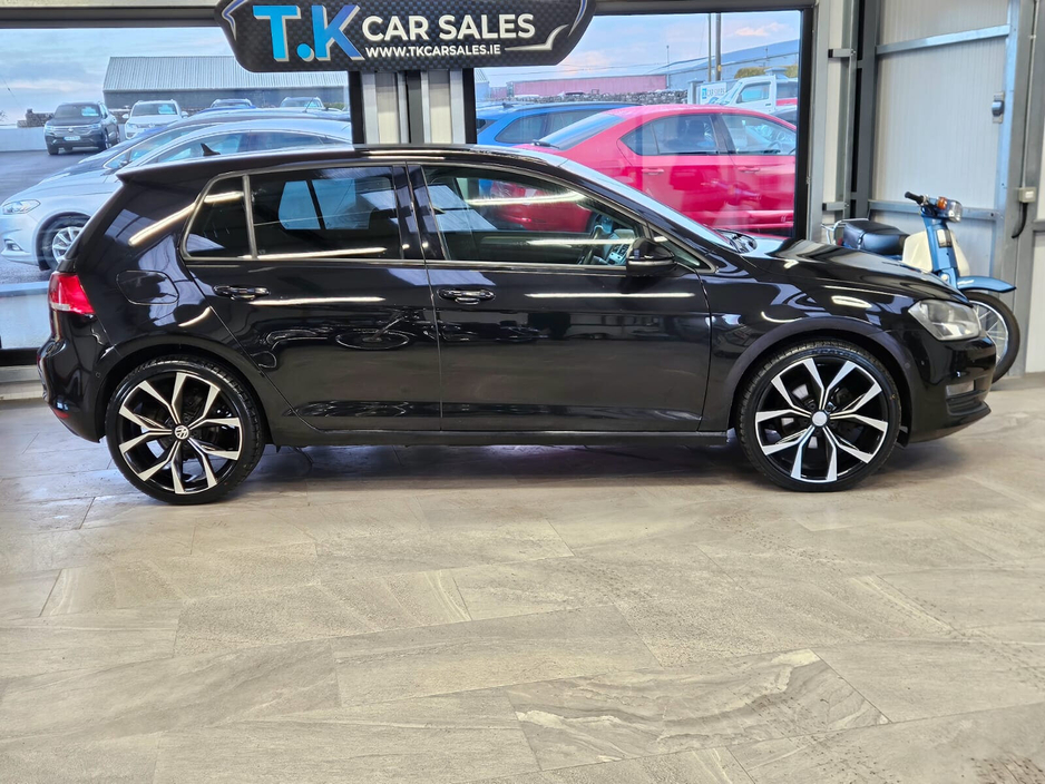 2016 Volkswagen Golf 1.6 TDI 5DR 110HP BlueMotion