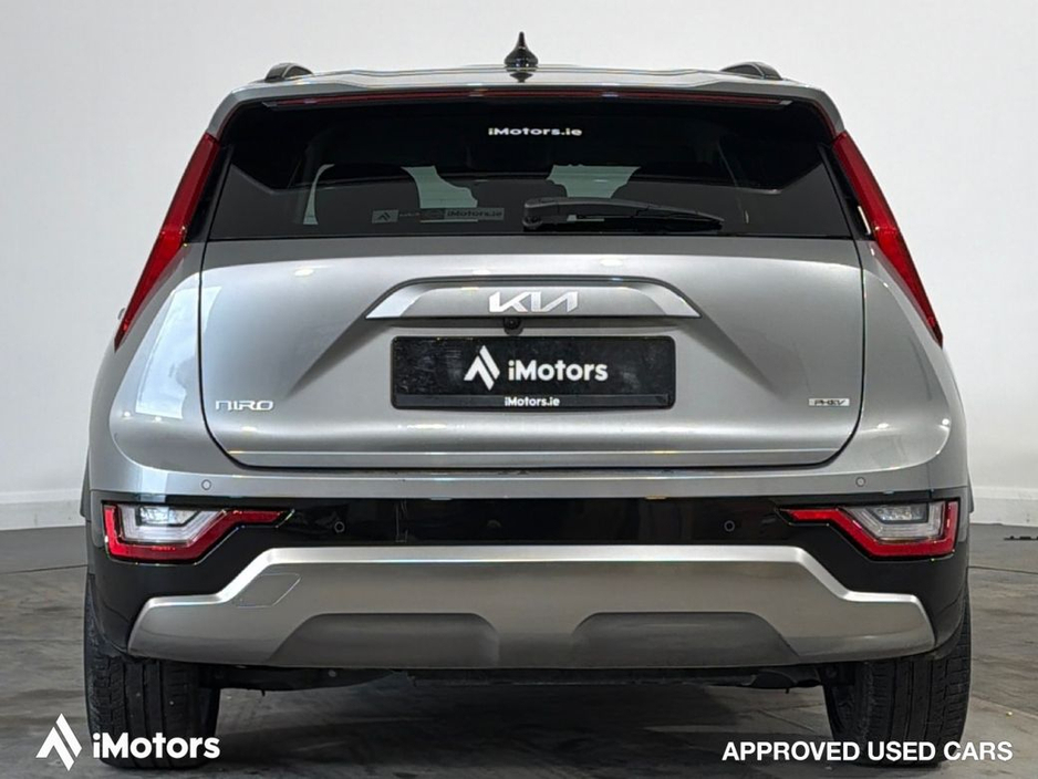 2025 Kia Niro - image 4