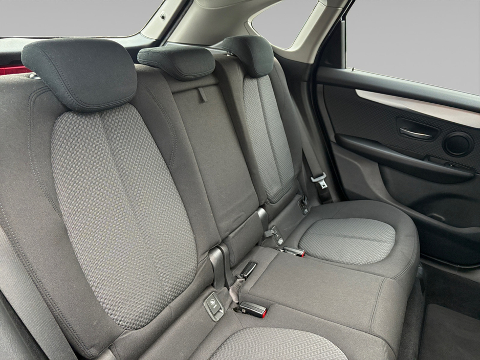 2016 BMW 2 Series - image 14