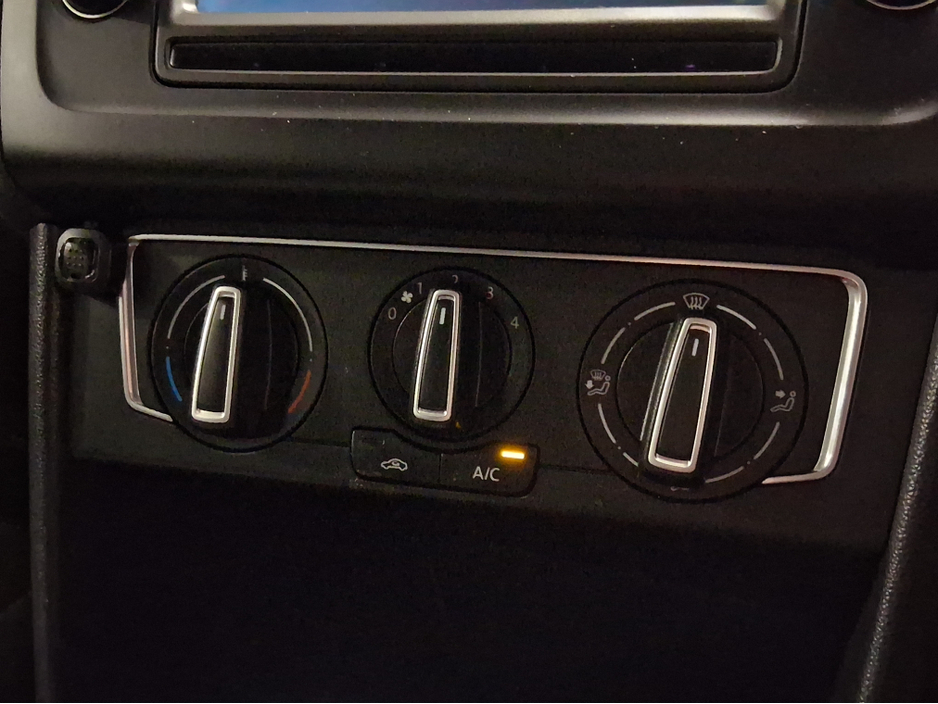 2014 Volkswagen Polo **AUTOMATIC** €9,777