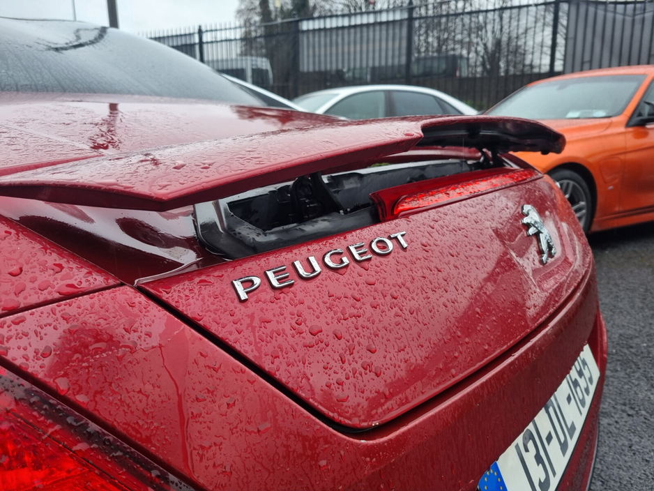 2013 Peugeot RCZ - image 10