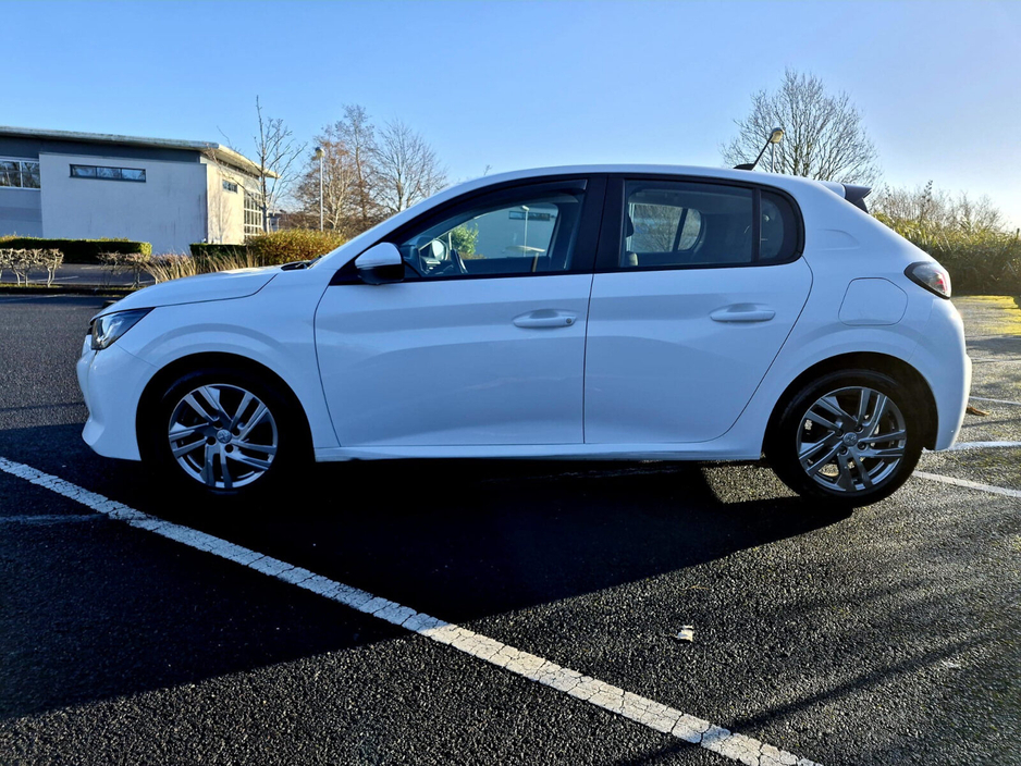 2020 Peugeot 208 1.2 Puretech 75 bhp Active €9,950