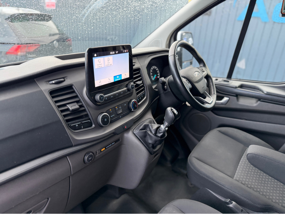 2021 Ford Transit Custom - image 44
