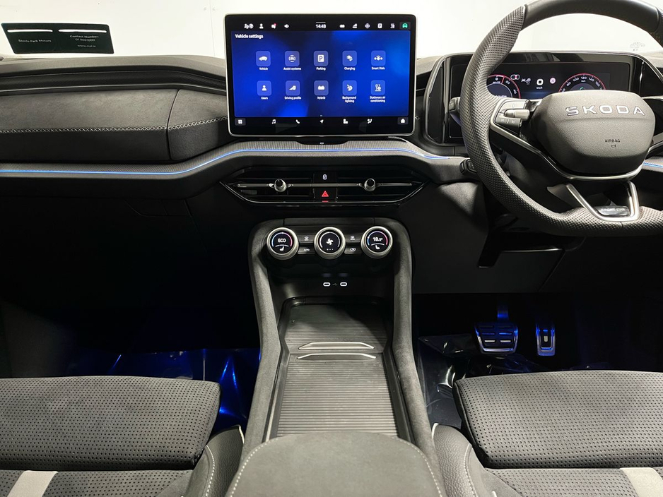 2025 Skoda Kodiaq Sportline IV 1.5TSi PHEV 204BHP - Reversing Camera - Climate Control - Sat Nav - Heated Seats - Keyless Start - Apple CarPlay/Android Auto €53,950