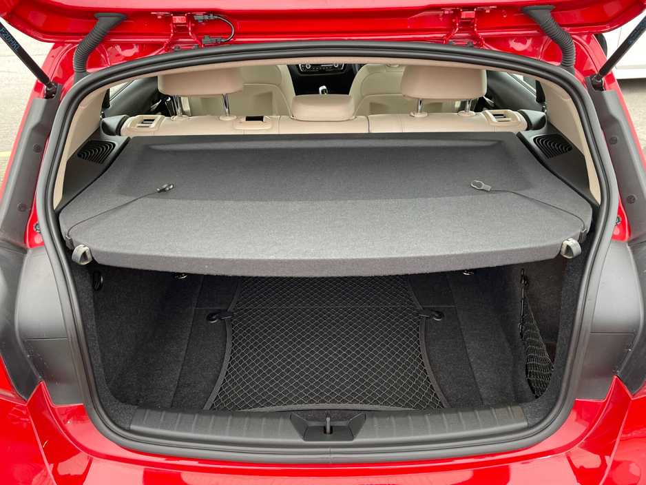 2018 BMW 1 Series - image 21