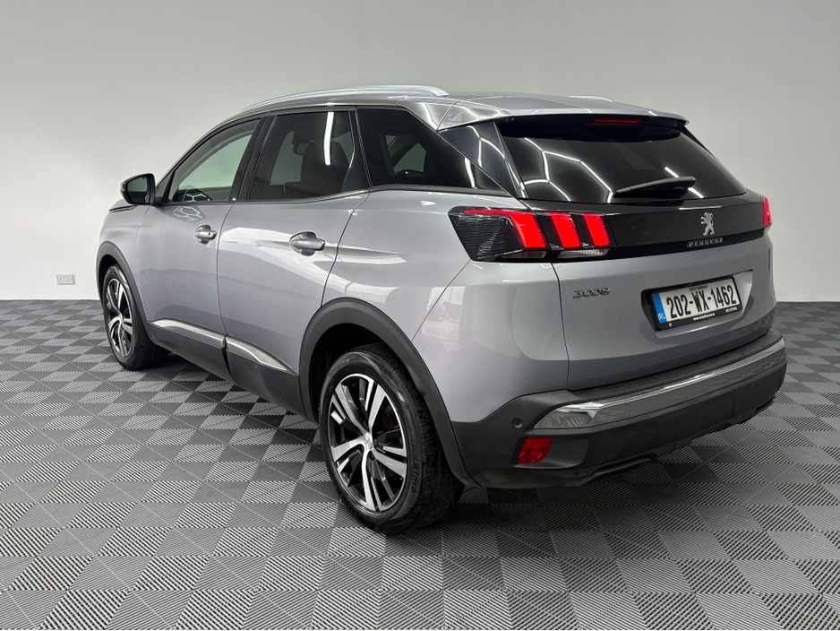2020 Peugeot 3008 - image 14