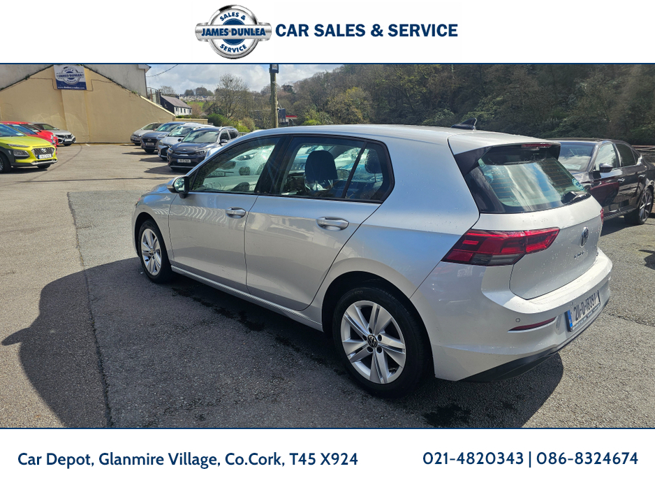 2021 Volkswagen Golf - image 5