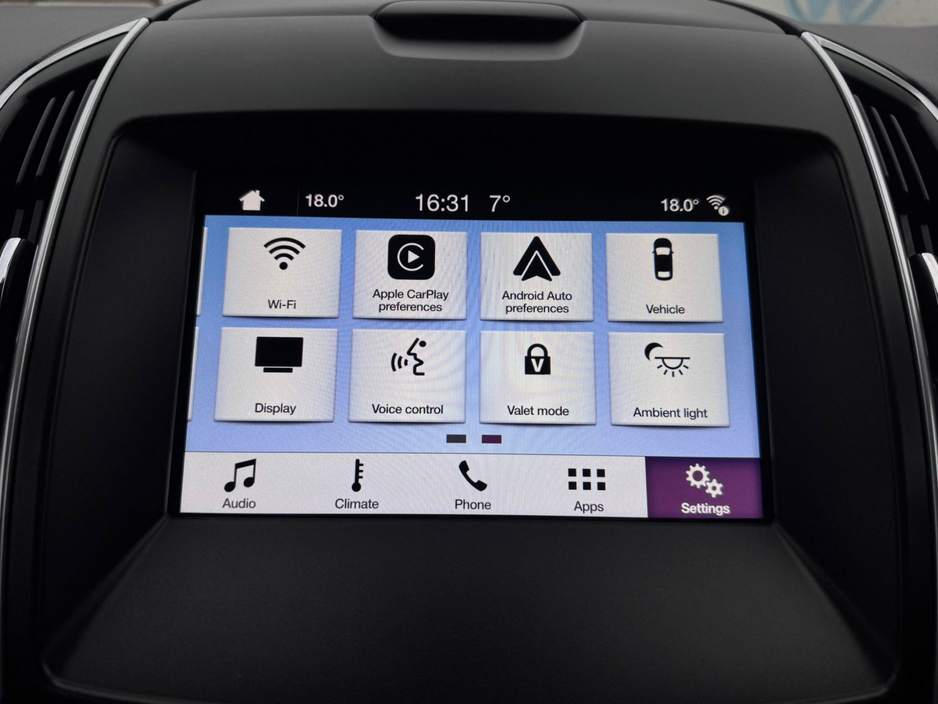 2017 Ford Galaxy - image 34