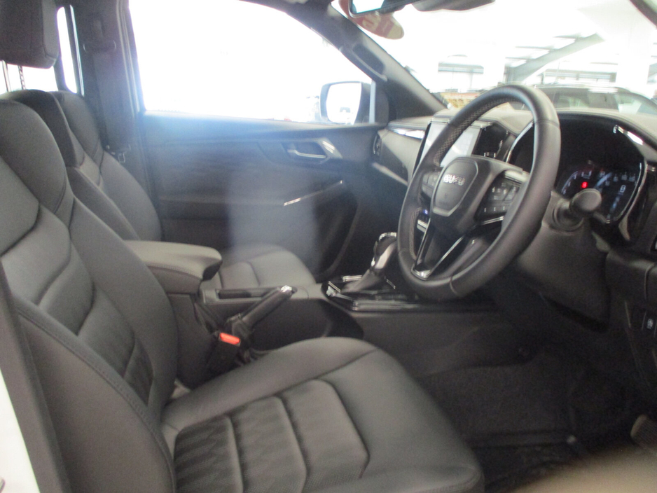 2026 Isuzu D-MAX - image 18