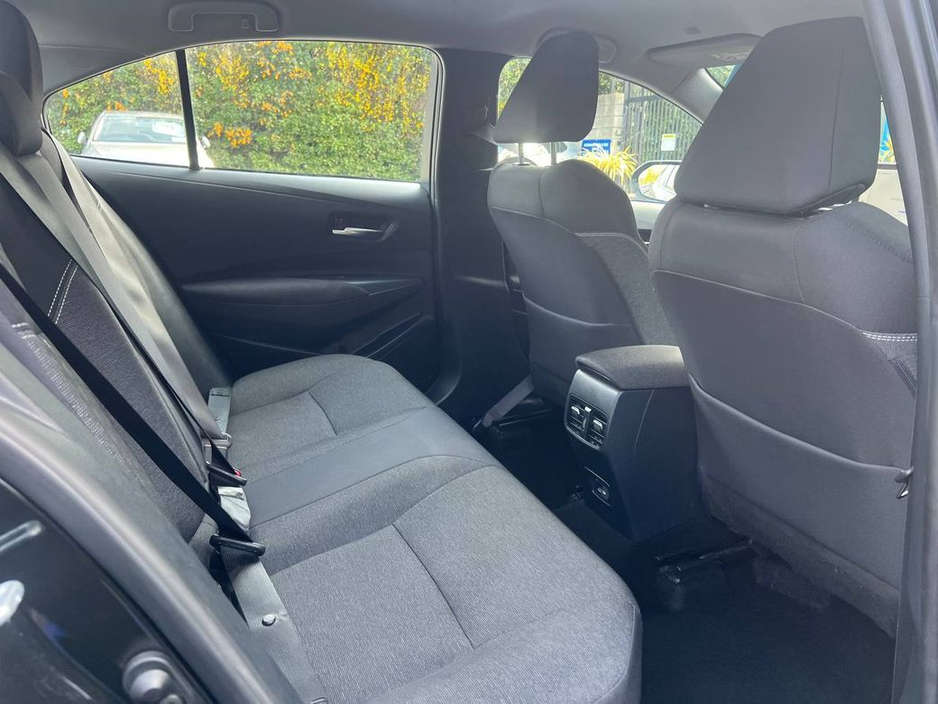 2023 Toyota Corolla - image 8