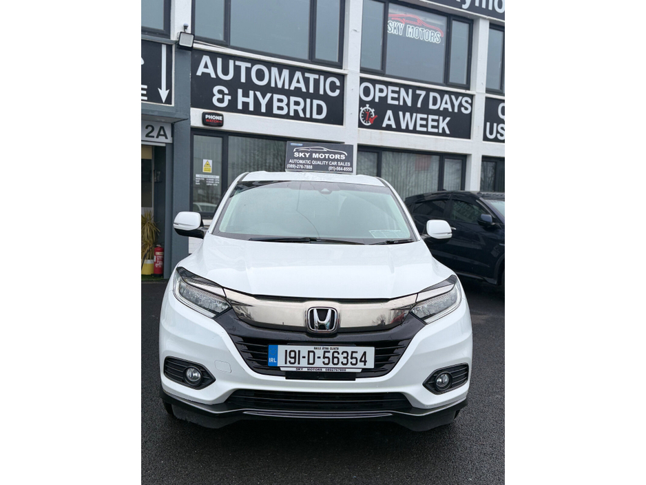 2019 Honda Vezel - image 2