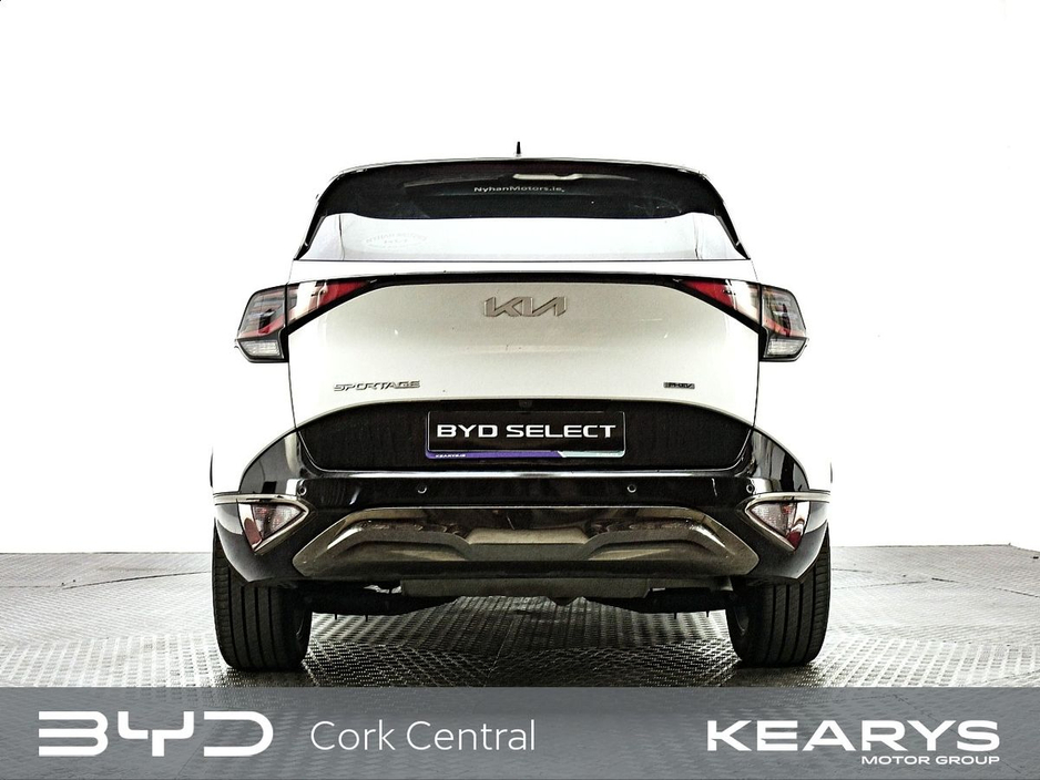 2024 Kia Sportage - image 2