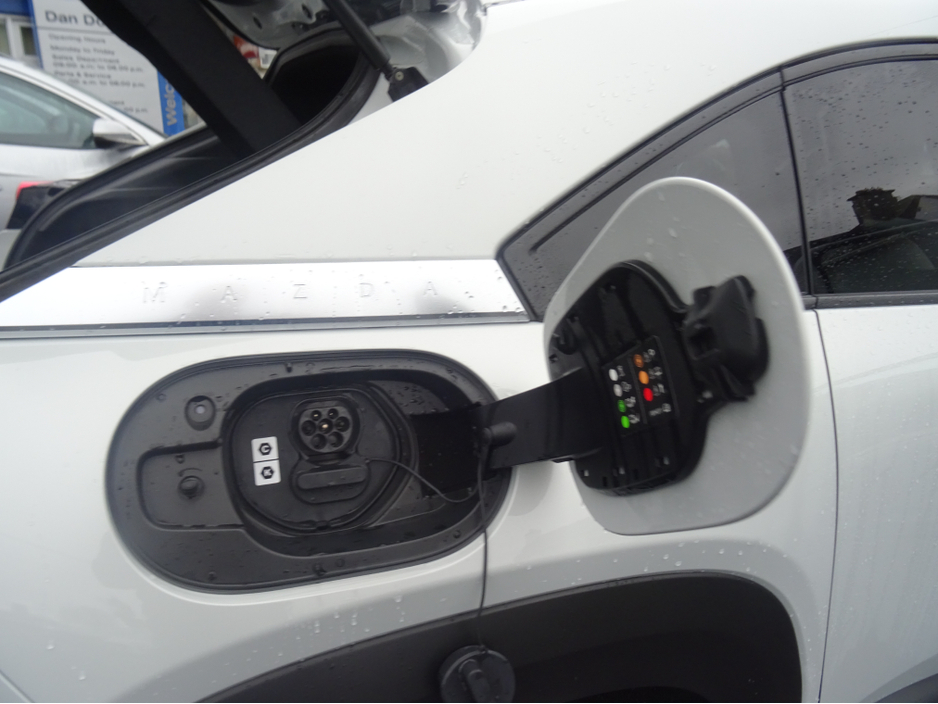 2021 Mazda MX-30 E-SKYACTIV 35.5KWH BRIGH BRIGHT 4DR €14,950