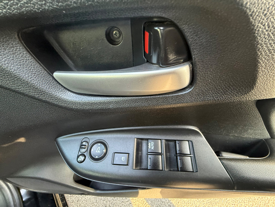 2017 Honda Fit - image 20