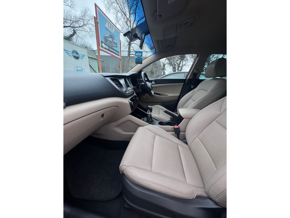 2018 Hyundai Tucson - image 20