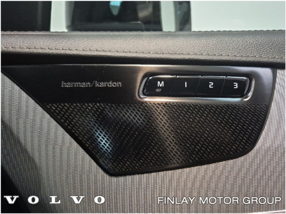 2024 Volvo XC90 2 year warranty XC90 Plus Dark €72,950