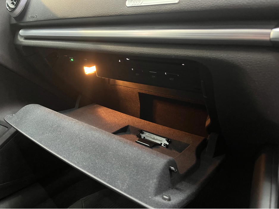 2020 Audi A3 €21950! 2020 AUDI A3 SPORT TFSI  1.4 / CRUISE CONTROL / REVERSE CAMERA / ELECTRIC HEATED SEATS AND MORE €21,950