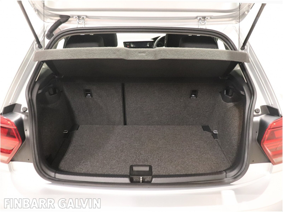 2018 Volkswagen Polo - image 15