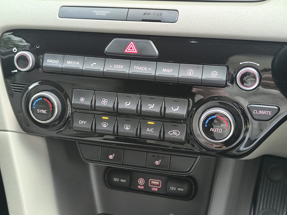 2018 Kia Sportage - image 25