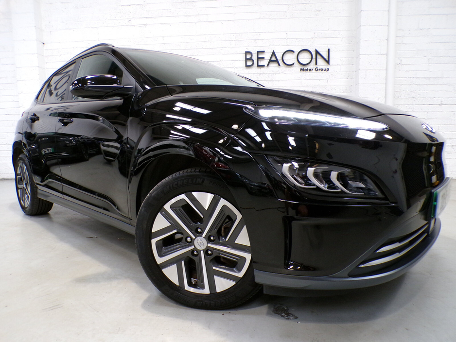 2022 Hyundai Kona 2022*ONLY 26,000 MILES*64KWH HYUNDAI KONA PREMIUM EV*484KM RANGE*FULL HYUNDAI SERVICE HISTORY*GRADED A BATTERY HEALTH WITH REPORTS*PREMIUM PACK*2 CHARGER*1 OWNER*FANTASTIC CONDITION SPEC Bluetooth,App €21,900