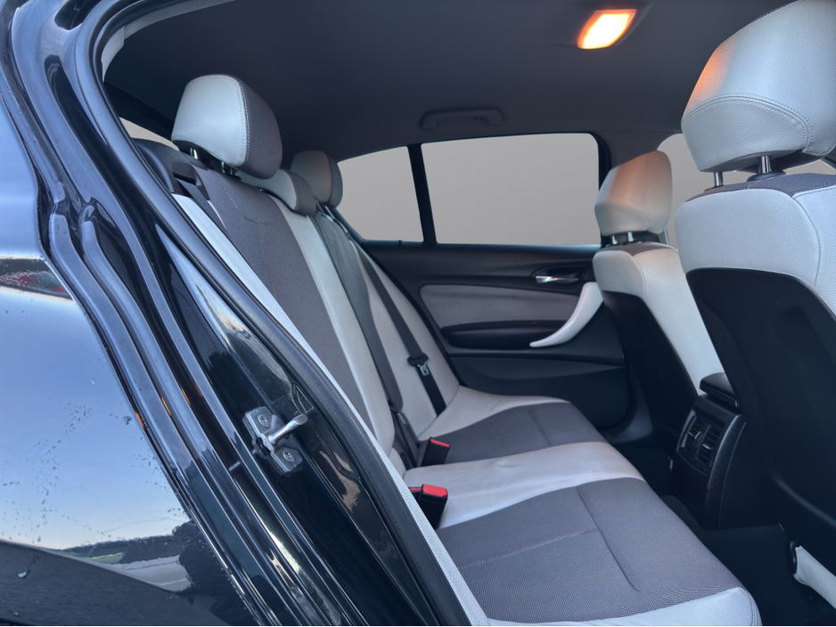 2014 BMW 1 Series - image 11