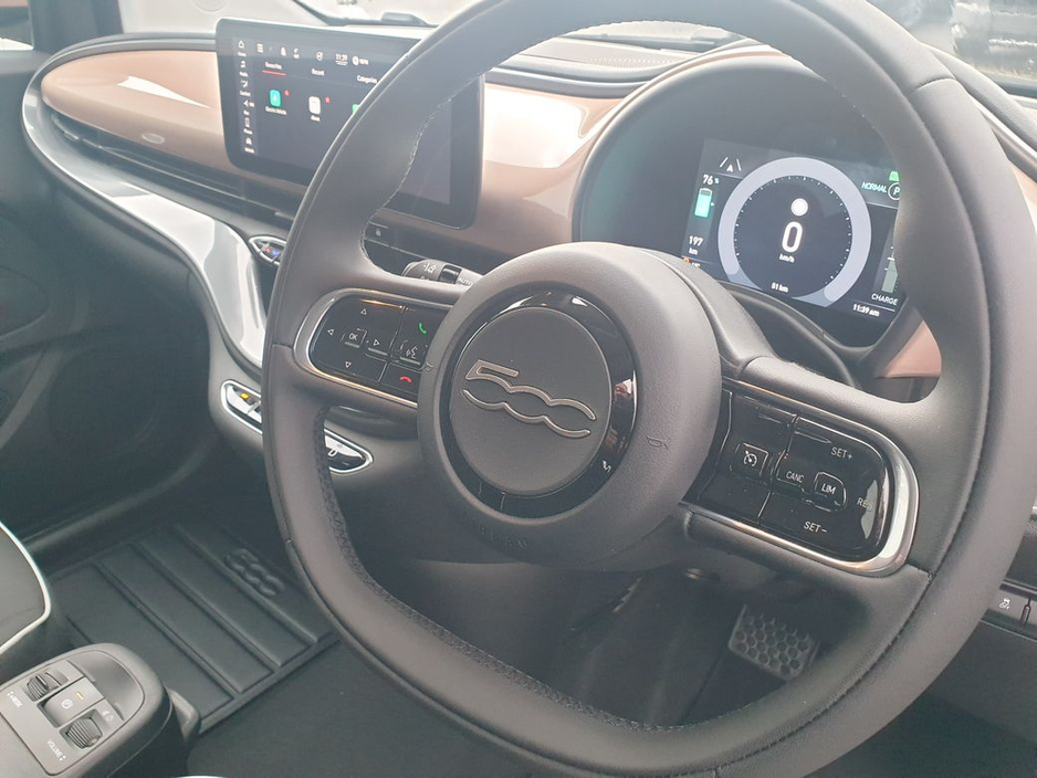 2025 Fiat 500 Icon 42kWh (320Kms WLTP Range) €19,950