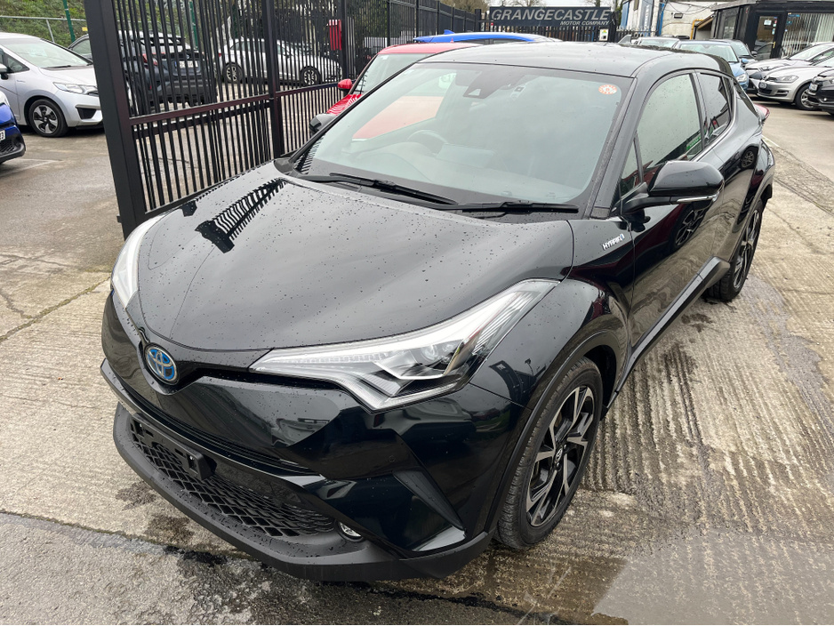 2019 Toyota C-HR - image 4