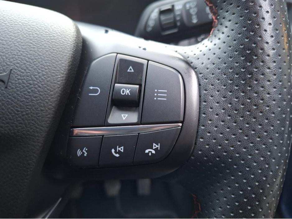 2022 Ford Focus ST-LINE STYLE 5DR 1.0T 12 125 M6 4 €17,250