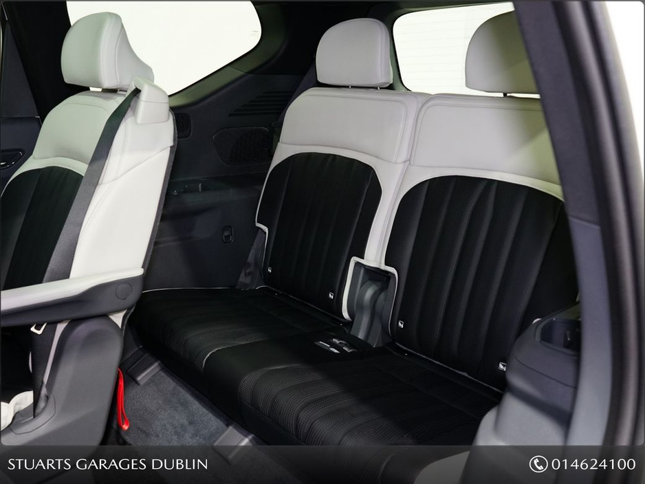 2025 Kia EV9 - image 19