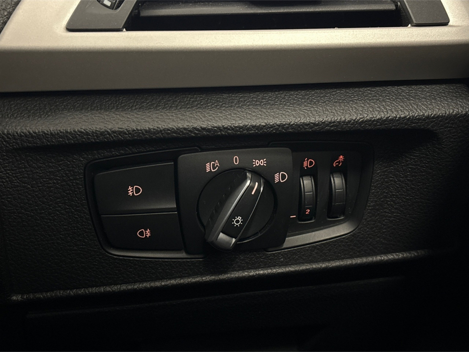 2017 BMW 1 Series 116D**MULTIFUNCTIONAL STEERING WHEEL**BLACK CLOTH INTERIOR**DIGITAL MEDIA DISPLAY**BLUETOOTH**AIR CONDITIONING**NAVIGATION**ISOFIX**FINANCE AVAILABLE** €14,995