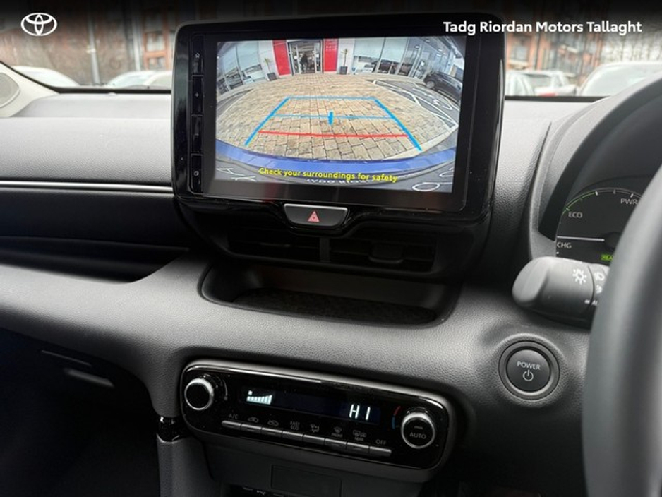 2024 Toyota Yaris Yaris Hybrid 115 Luna €25,950